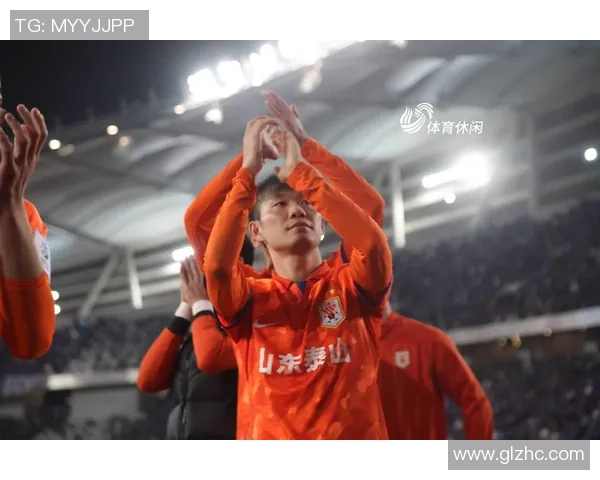 天津泰达与山东鲁能争夺足协杯冠军的激烈对决与赛前展望 天津泰达与山东鲁能争夺足协杯冠军的激烈对决与赛前展望